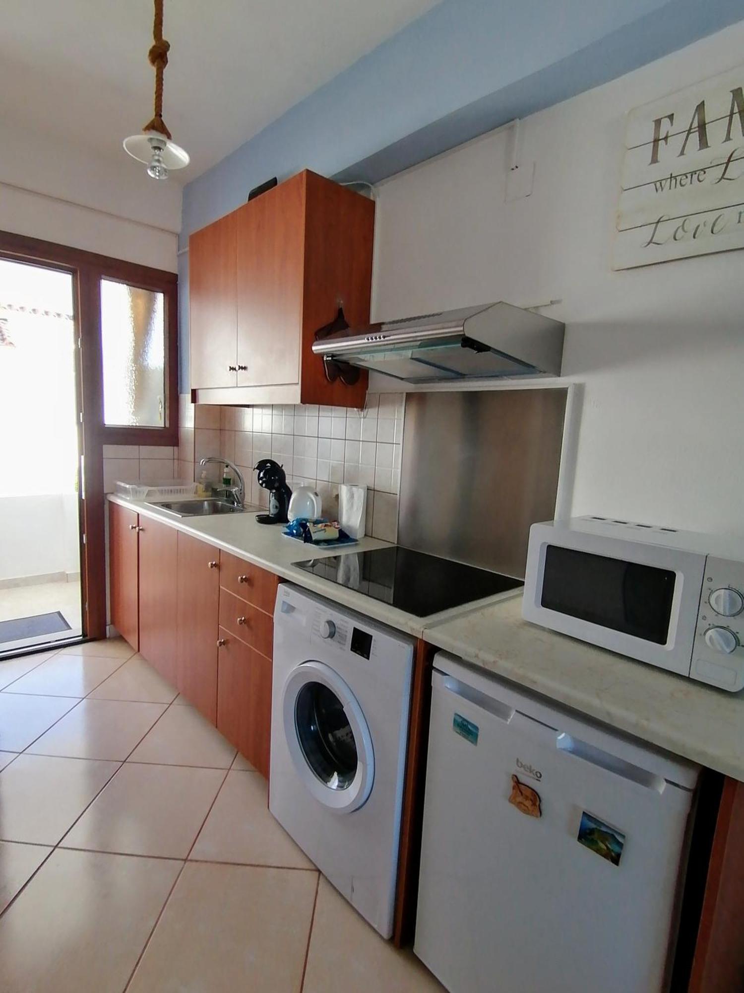 דירה Agapi Acharavi A 50m De La Mer, 400m Du Centre אצ'ארבי